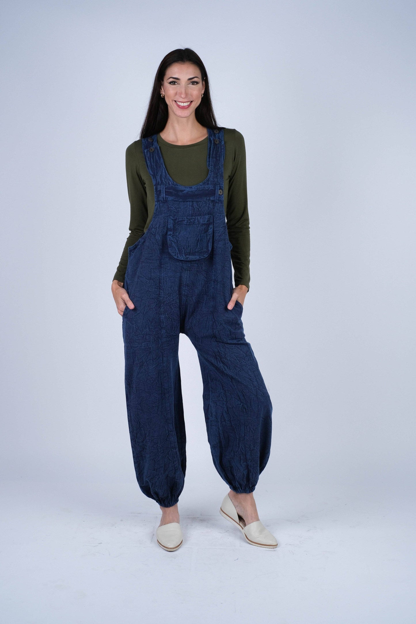 Textured Stone-Washed Cotton Overalls Cuffed Bottoms