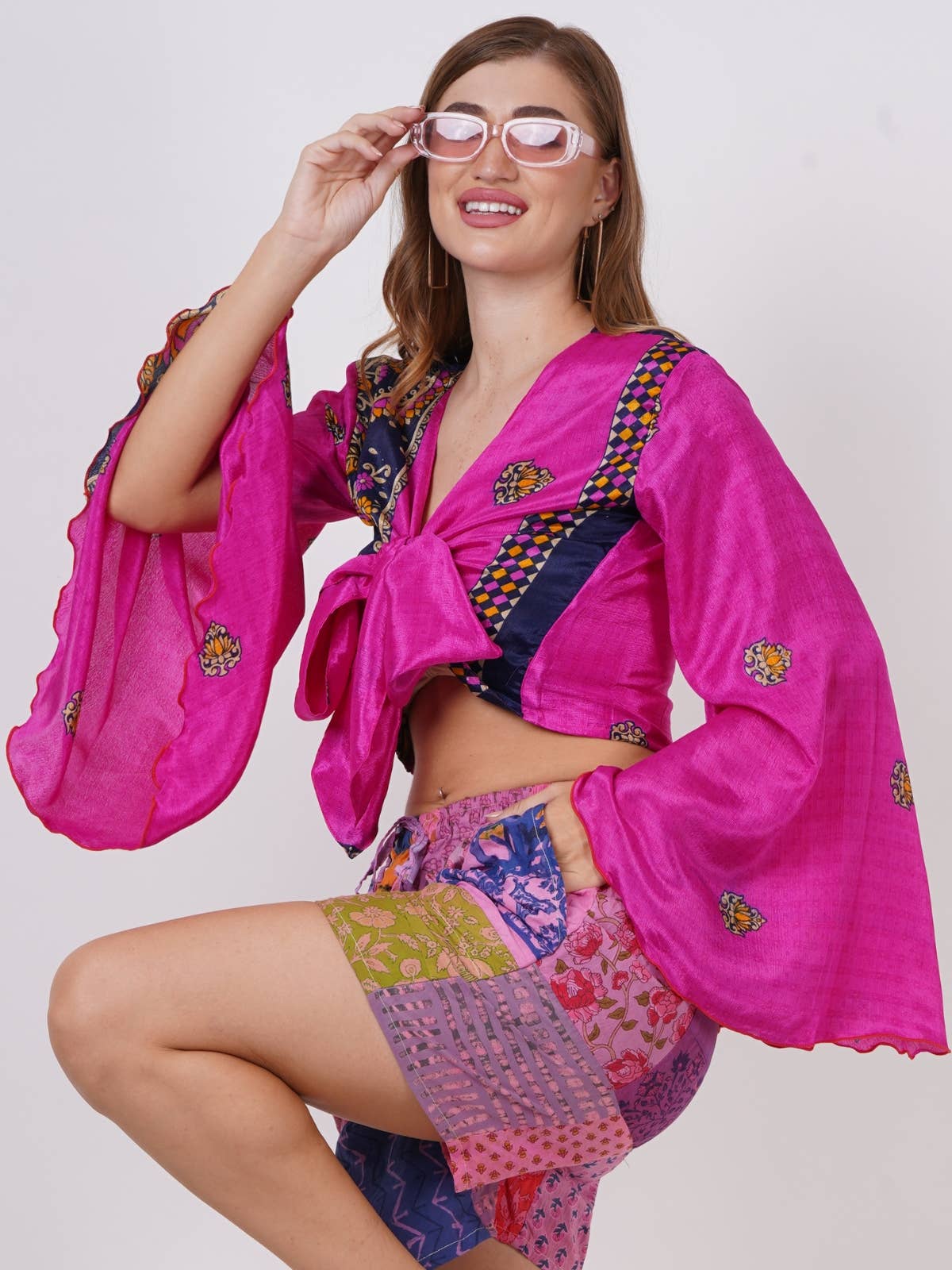 Women's Hippie V Neck Long Bell Sleeve Tie knot Floral Tops