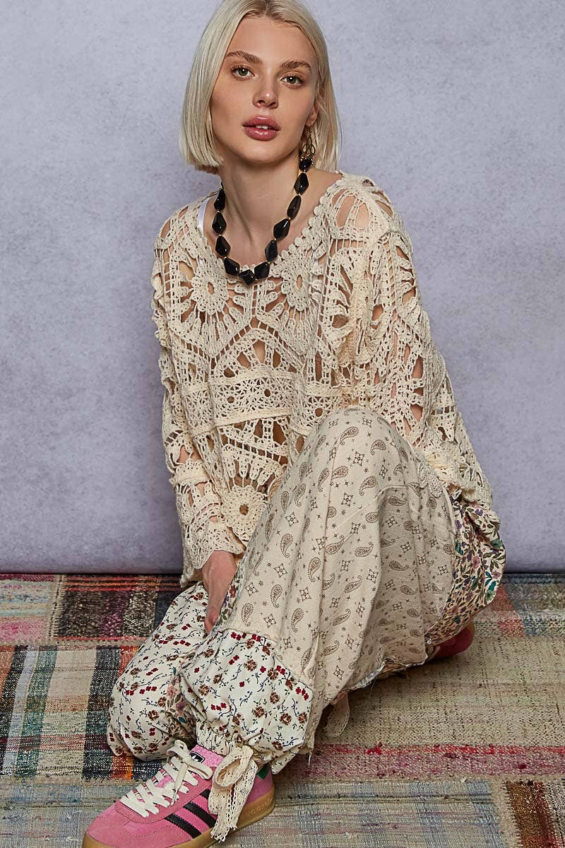 Round Neck 3/4 Sleeve Crochet Cropped Top