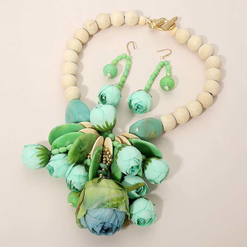 Bold Floral Embellished Chunky Beaded Statement Necklace