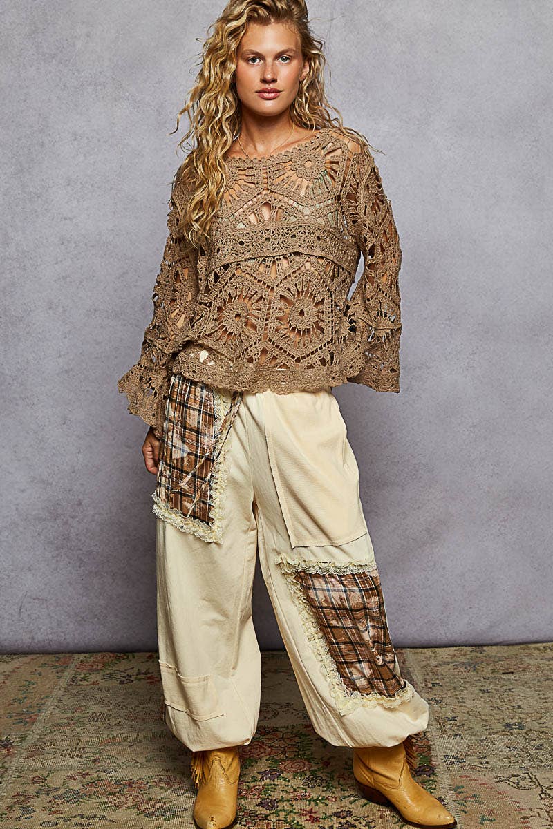 Round Neck 3/4 Sleeve Crochet Cropped Top