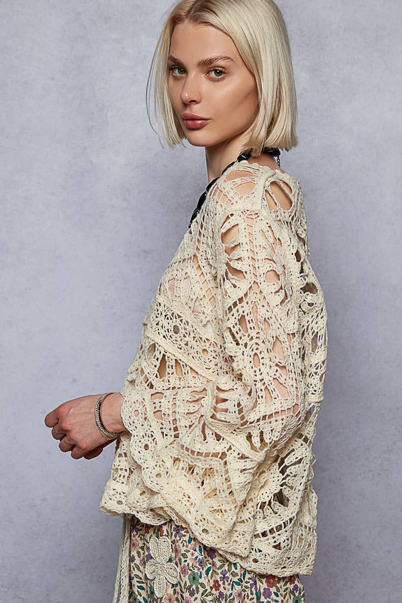 Round Neck 3/4 Sleeve Crochet Cropped Top