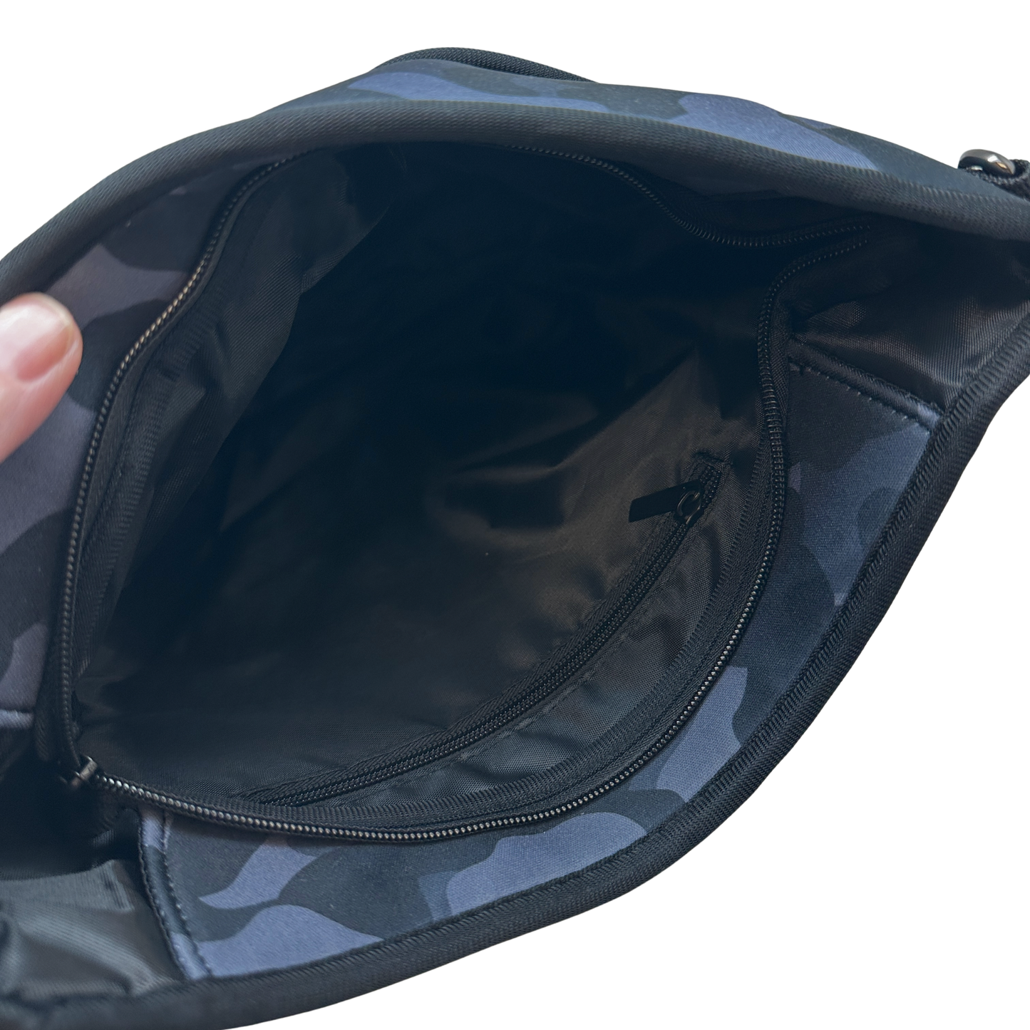 Neoprene Messenger Bag Midnight Camo